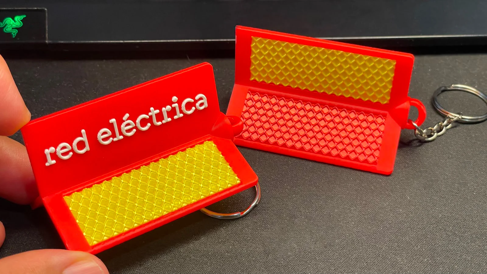 Llaveros Red Eléctrica